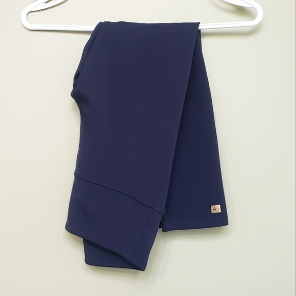 Aurum Crop Leggings in Navy with Inner Lining Size Small - Picture 1 of 9